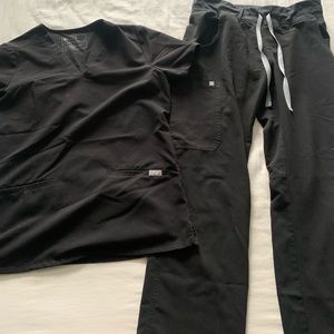 Figs black scrubs set